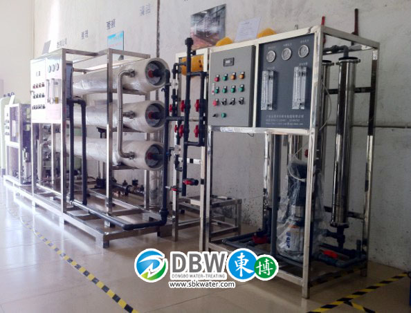 電池油漆用工業(yè)超純水機(jī)，去離子超純水機(jī)，東博實(shí)驗(yàn)室超純水機(jī)廠(chǎng)家